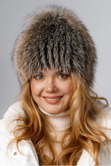 Шапка женская из блюфроста