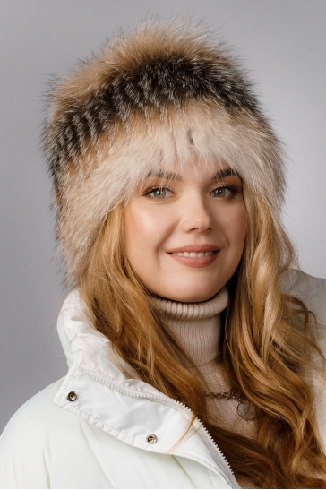 Шапка женская из блюфроста