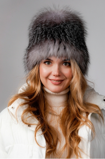 Шапка женская из блюфроста