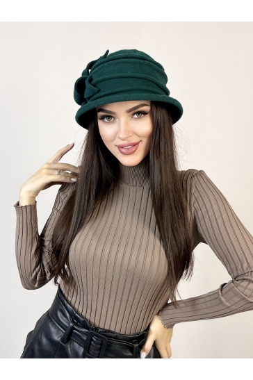 Шапка женская из трикотажа