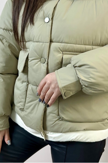 Пуховик женский из текстиля с капюшоном