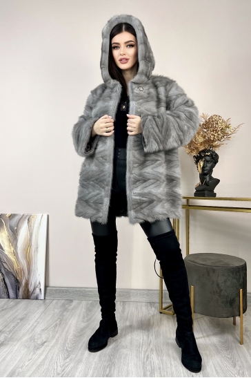 Шуба из норки с капюшоном
