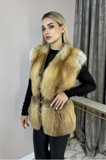 Меховой жилет женский из лисы