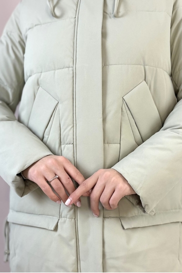 Пуховик женский из текстиля
